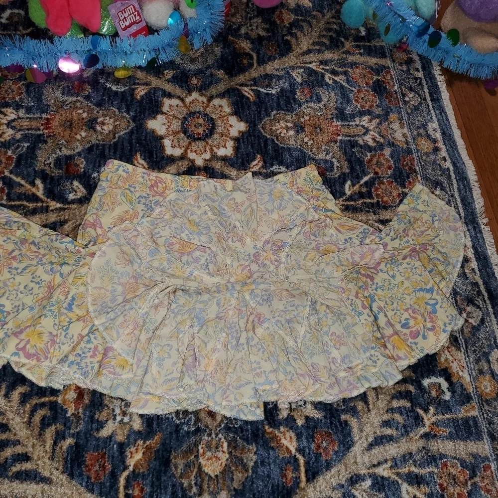 Aeropostale Yellow and Blue Mini Floral Skirt - Picture 10 of 10